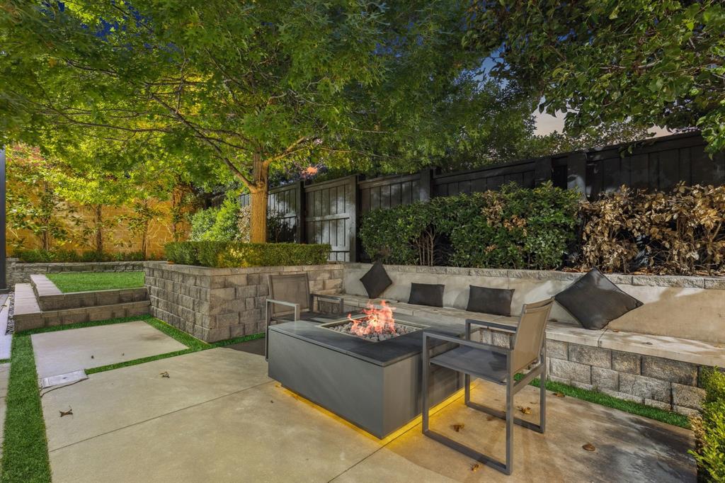 6159 Norwood Drive