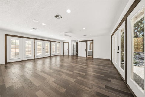Tiny photo for 214 Oak Creek Circle, McGregor, TX 76657 (MLS # 21338289)