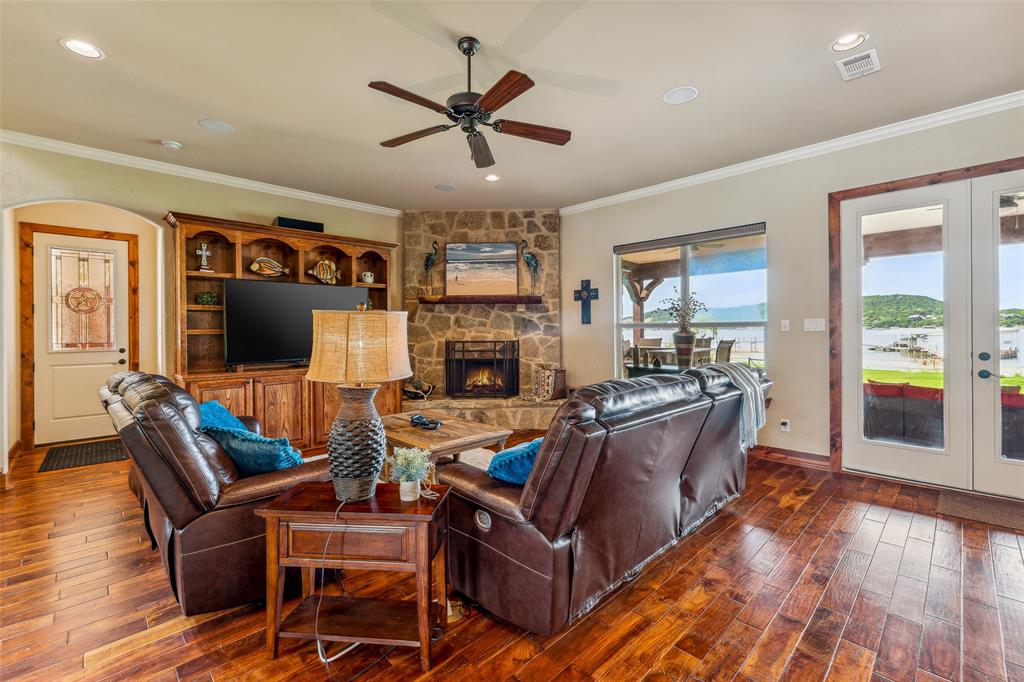 Gaines Bend - Residential