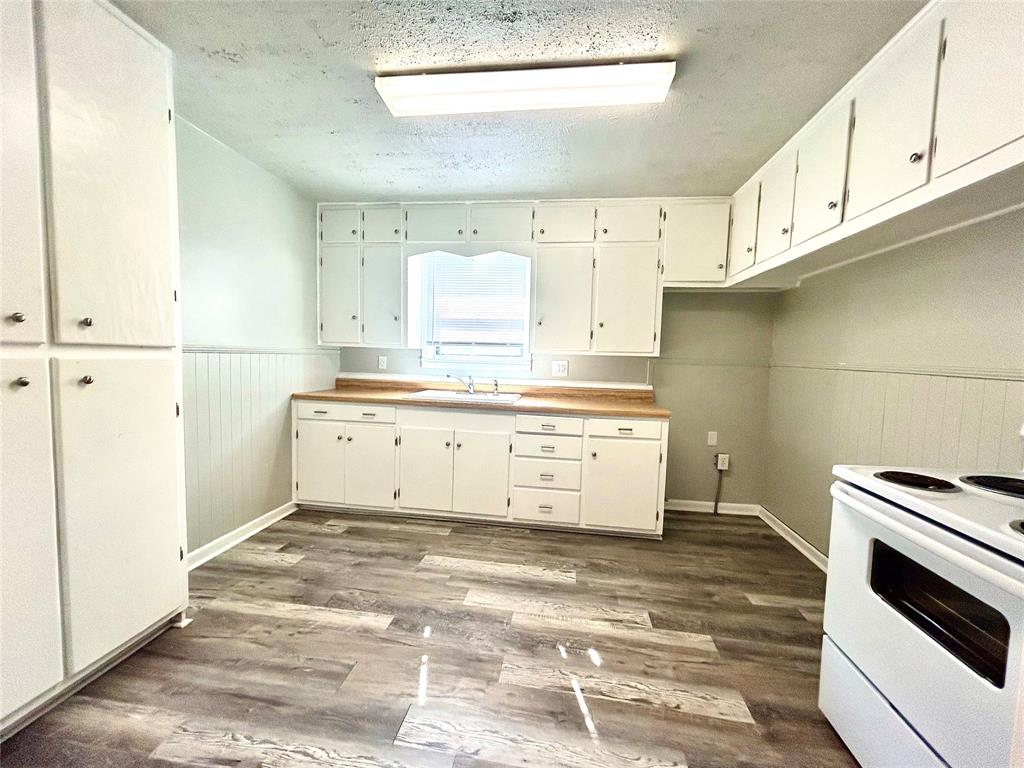 N J Nelson - Residential