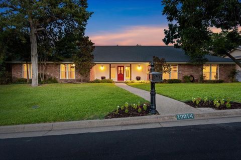 10014 Burgundy Drive Woodway TX 76712