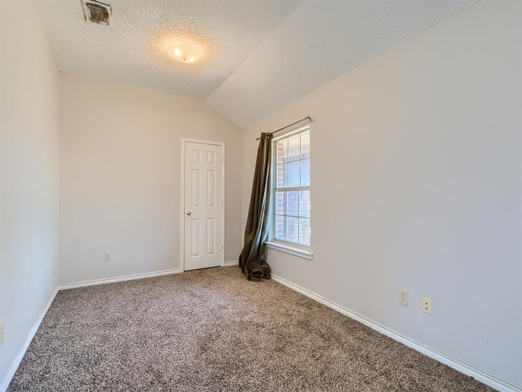 Creek Crossing 09 - Residential