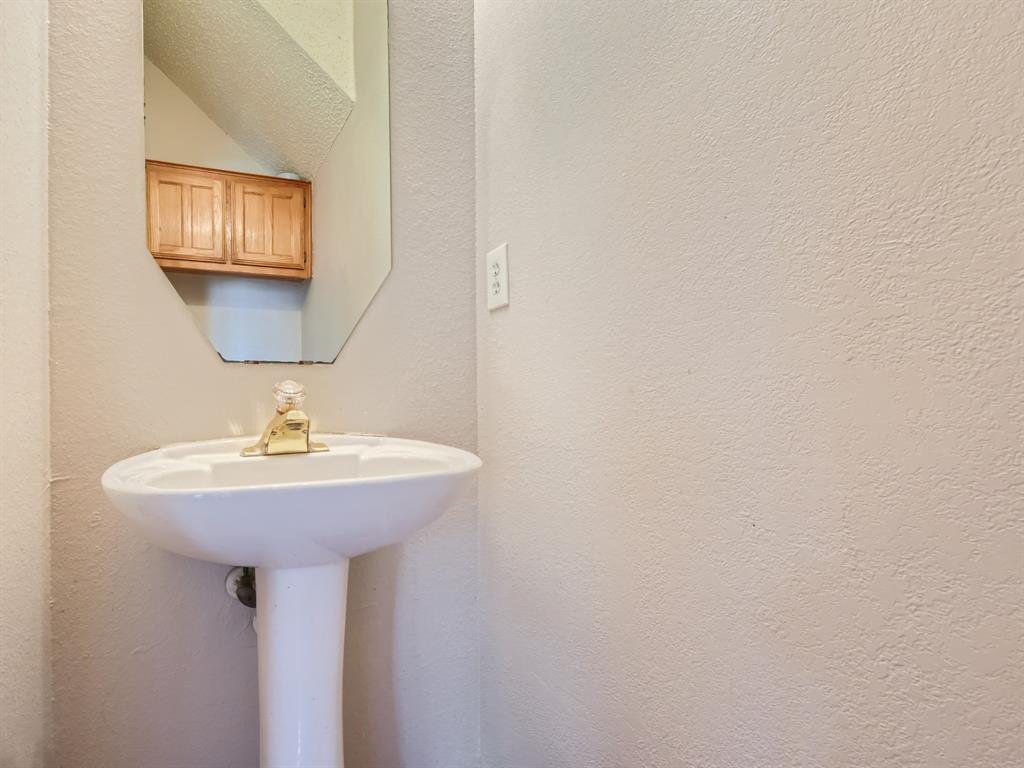 Creek Crossing 09 - Residential