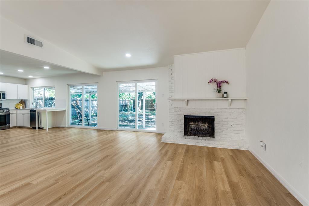 2023 Brentwood Lane