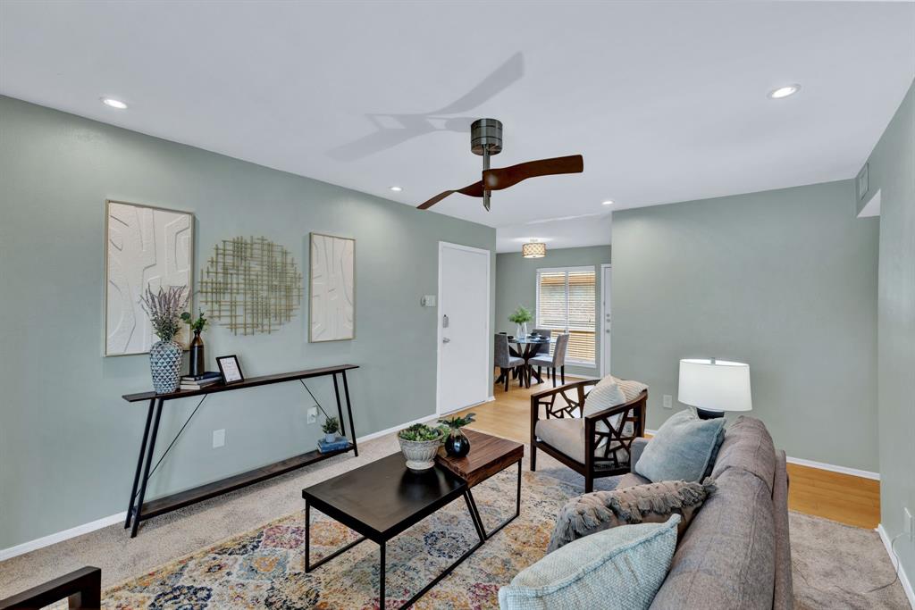 Hollows North Condo - Residential