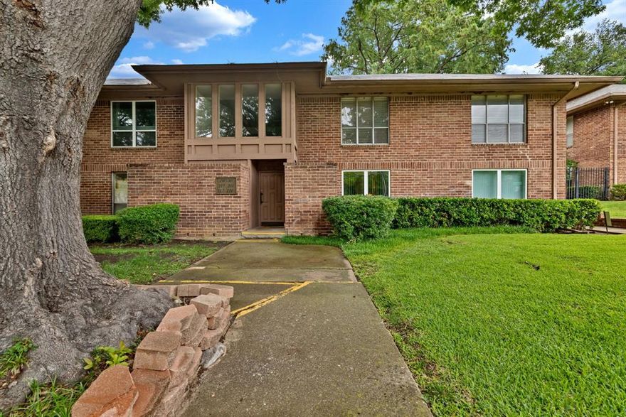 UPDATED Bright and Light just the right size!! (2BR 1BA) ALL UTILITIES INCLUDED in HOA too.
Primary Bedroom with Envious Custom Walk-in Closet. Secondary bedroom with beautiful built in Closet -- this space could also work great as your home office.  Enjoy some Peace and quiet overlooking from your Private Balcony.  Brand new carpet and Paint.
Updated kitchen with dual Washer Dryer conveniently in your Home (there is another full size Laundry option on the property too) 

Ideal for NorthPark, SMU, Downtown, local colleges, parks, schools, and simple 75-635-Tollway commuting.