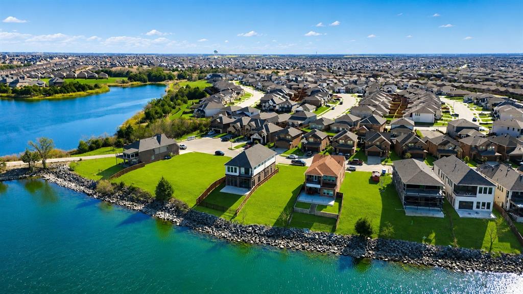 Photo of 18027 Lake Ray Hubbard Drive, Forney, TX 75126 (MLS # 21340191)