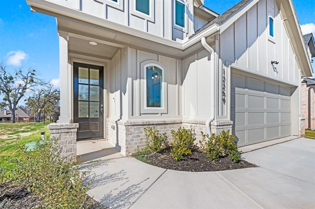 12259 Ross Calhoun Drive