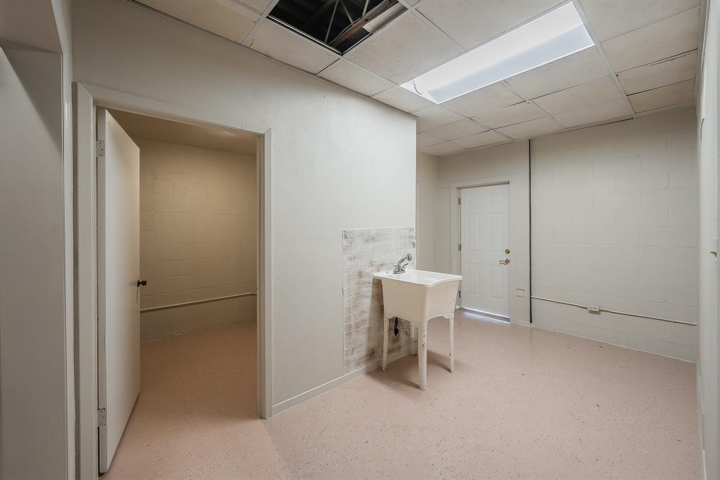 Mj Arocha Surv Abs #1 - Commercial Sale