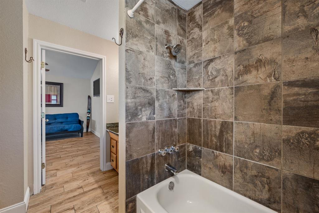 Canyon Creek III - Residential