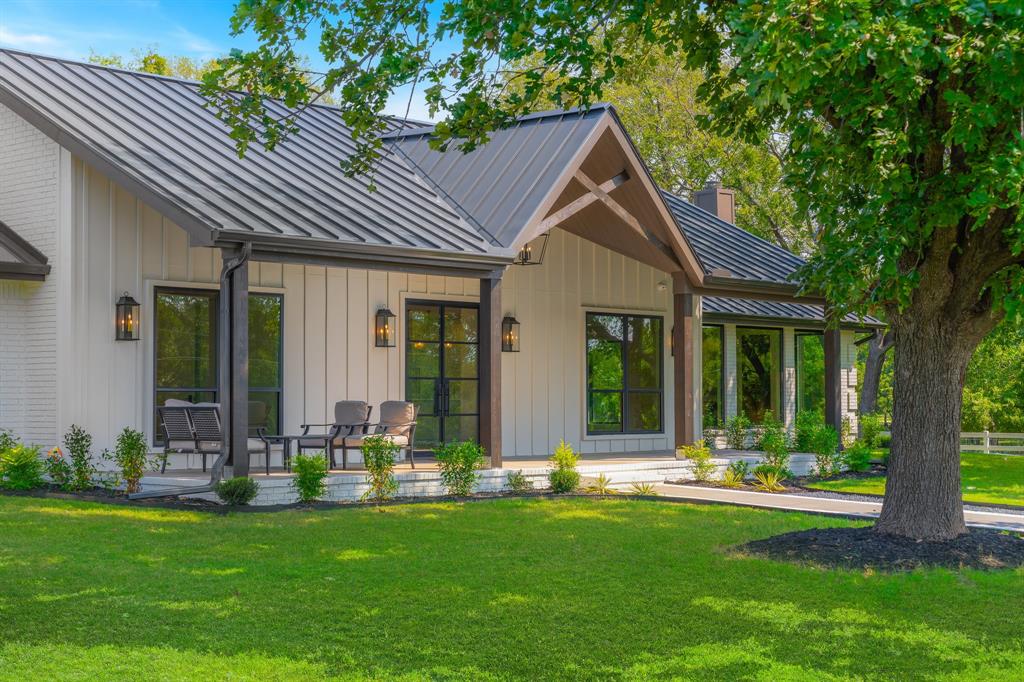 1040 Brush Creek Road