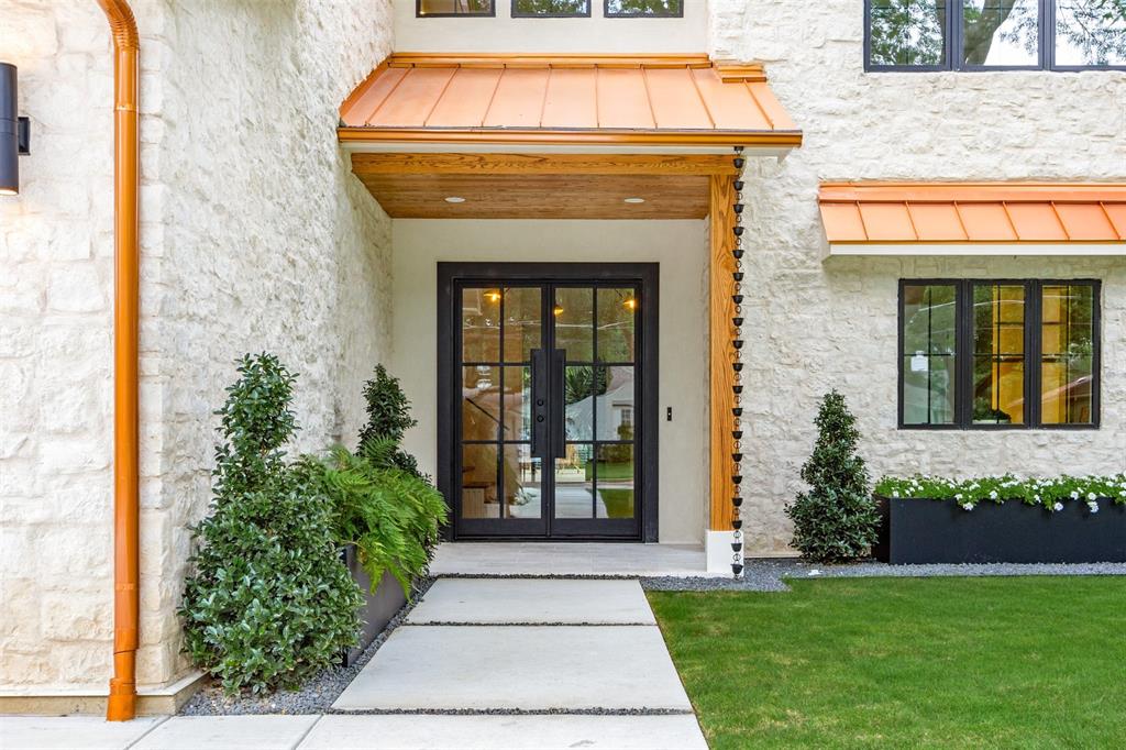 6446 Lange Circle