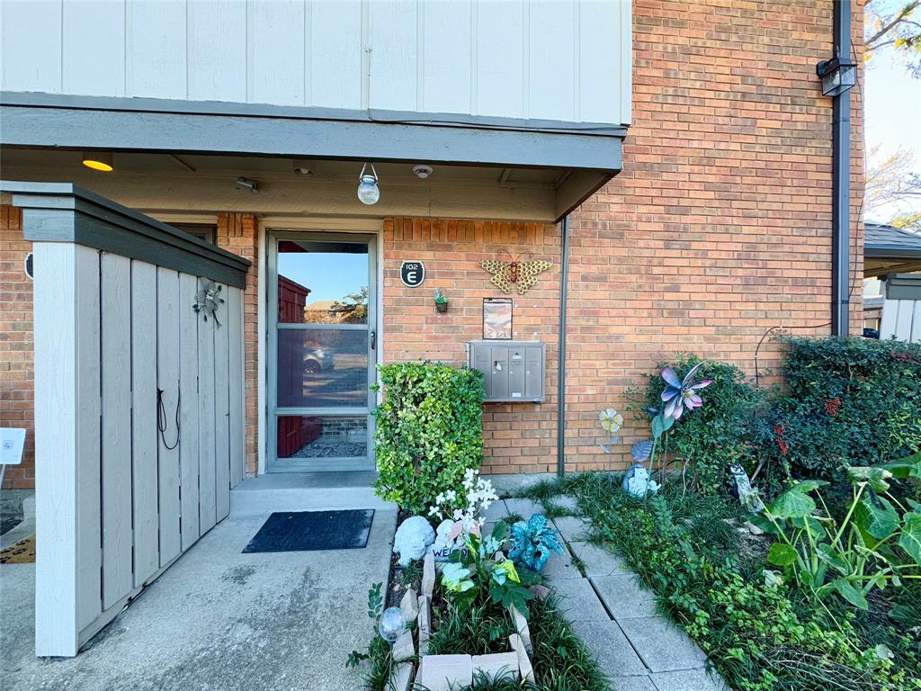 Tara Place Condo - Residential