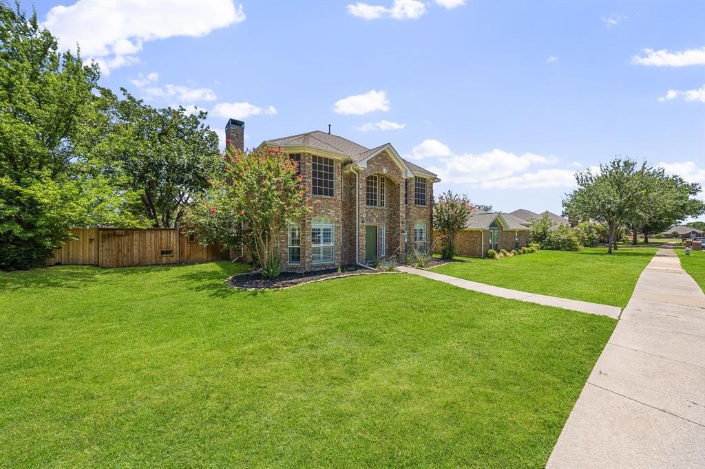 4216 Mulberry Drive