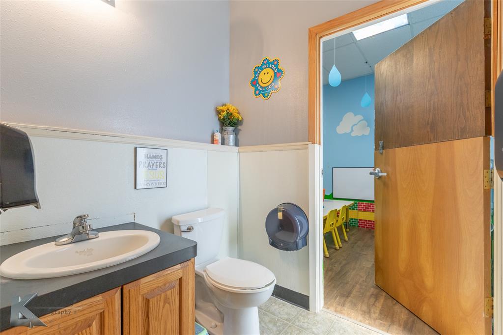 Broadview West Add - Commercial Sale