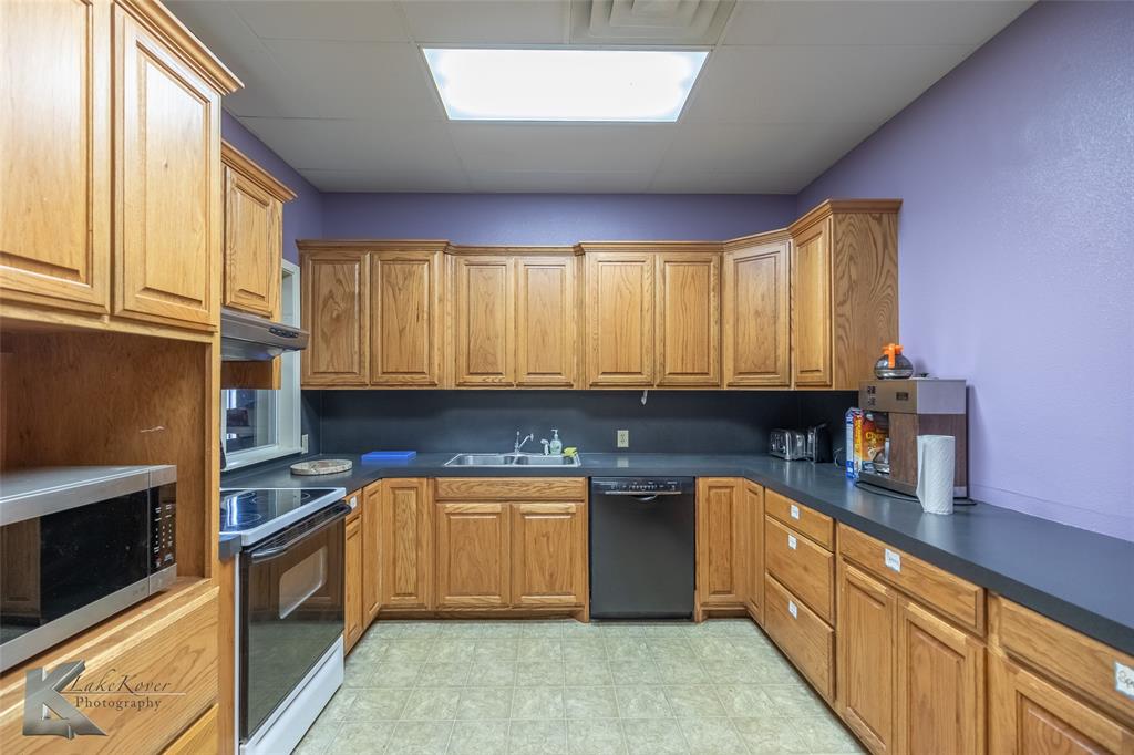 Broadview West Add - Commercial Sale