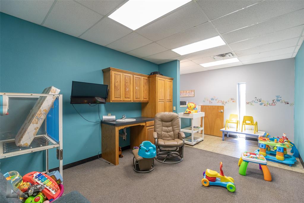 Broadview West Add - Commercial Sale