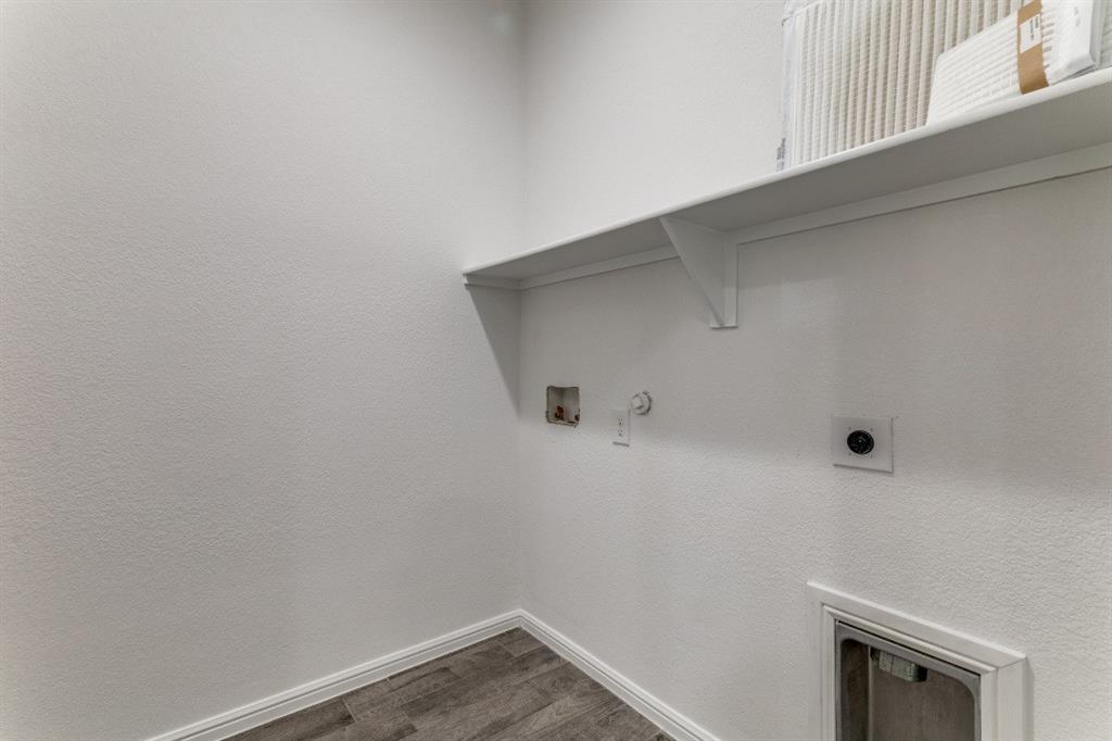 CHAPEL CREEK - Residential Lease