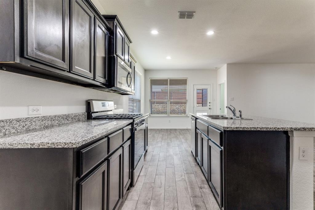 CHAPEL CREEK - Residential Lease