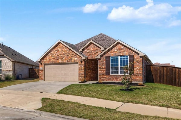 5949 SILVERHOLLOW DR, FORT WORTH, TX 76137 - Image bbd5a876cb7ad5aa24fd2c00938d8ec5/3617396684