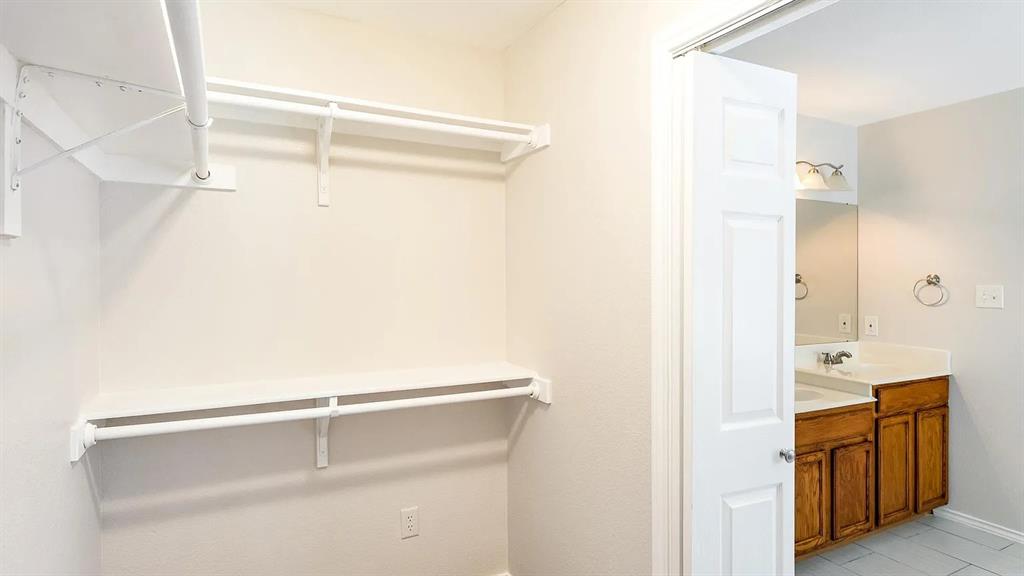 Fossil Rdg Add - Residential Lease