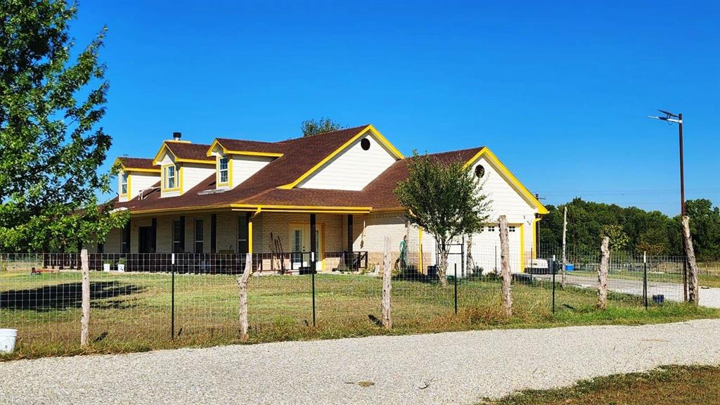 884 County Road 3555