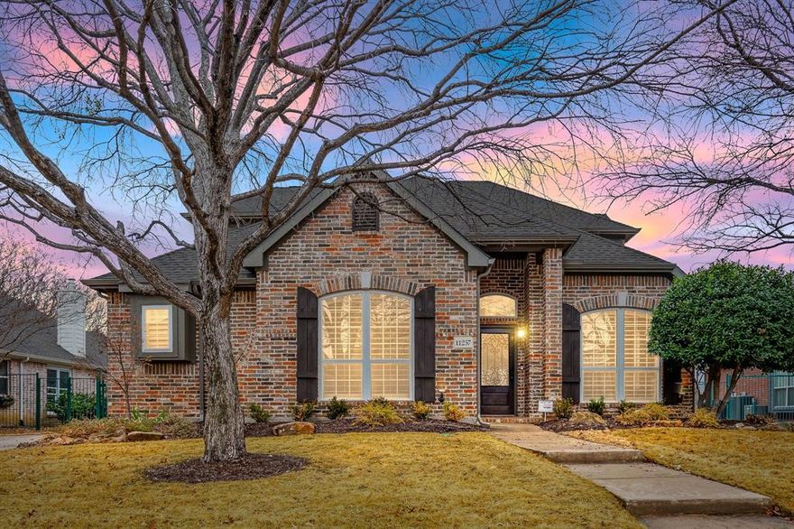 VERY NICE HOME IN FAIRWAYS , 3 BEDROOM WITH OFFICE BACKS TO GOLF COURSE WITH A BUFFER OF TREES, VERY NICE HOME ,HAS NOT BEEN A RENTAL BEFORE. NICE COVERED PORCHH GAS GRILL , AND ELECTRIC GATE. IDEAL FOR OLDER COUPLE DOWN SIZING


PETS WILL BE CONSIDERED    NO CATS