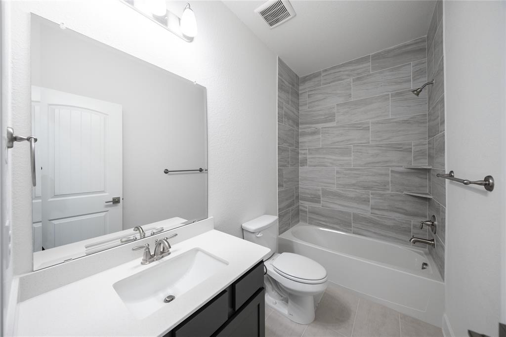 Heath Golf & Yacht Club - Residential