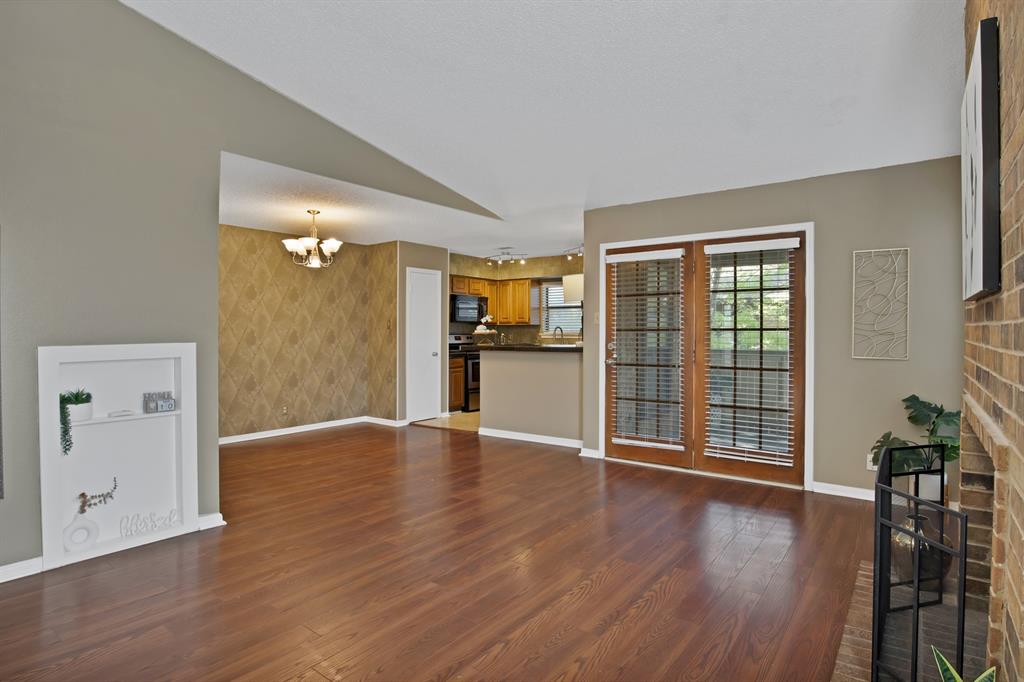 1109 Calico Lane 1824