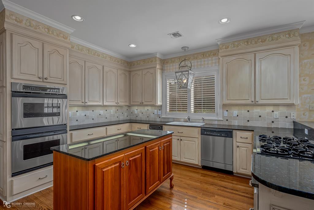 Oak Alley - Residential