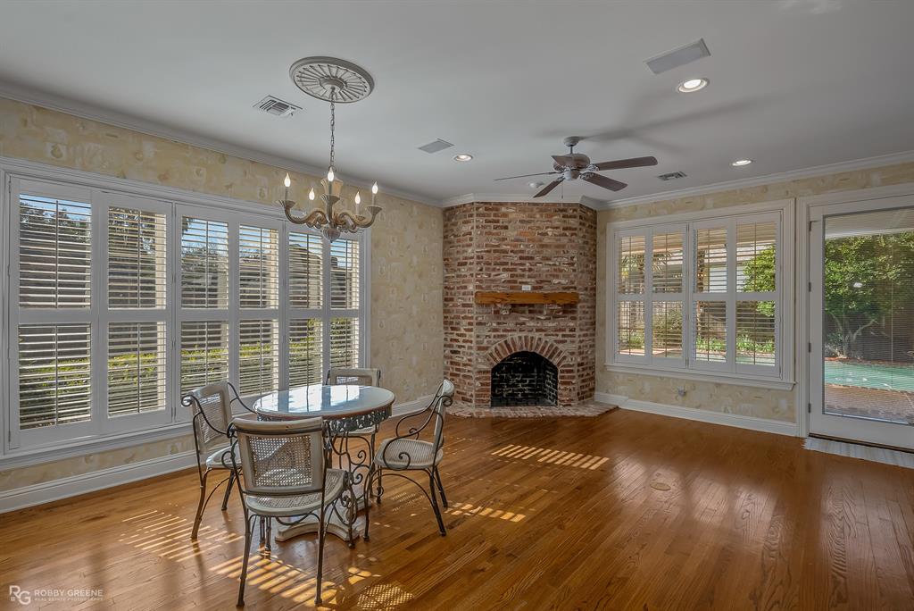 Oak Alley - Residential