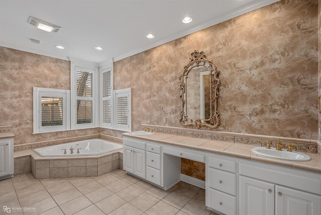 Oak Alley - Residential