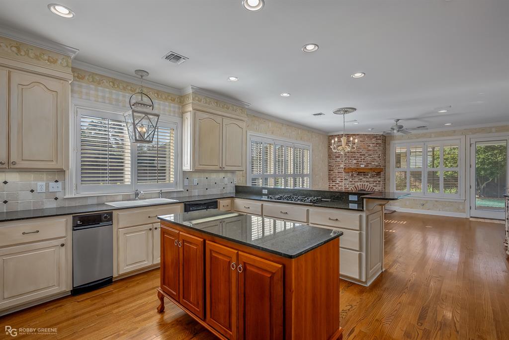 Oak Alley - Residential