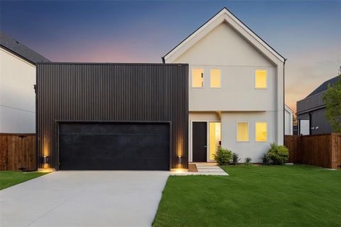 829 Nomas Street Dallas TX 75212