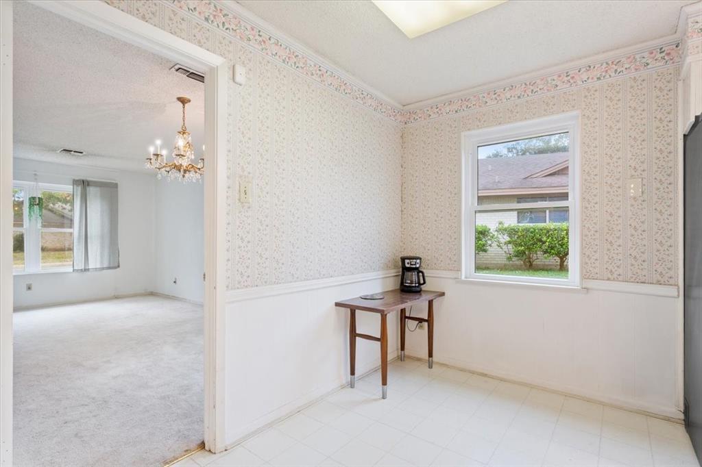 5719 Stratford Drive