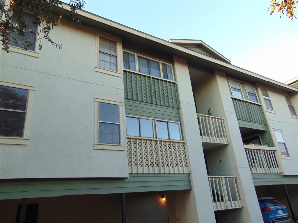 Wingate Condo - Residential