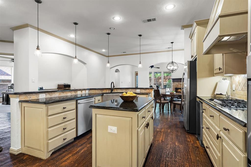 4349 Crestwood Court