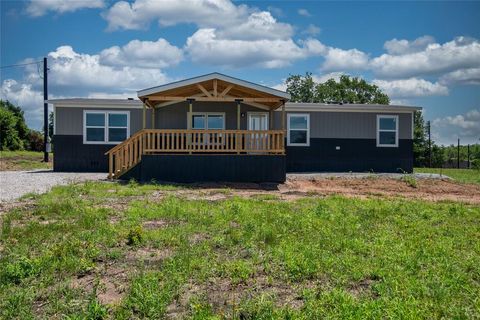 130 Private Road 1784 Sunset TX 76270