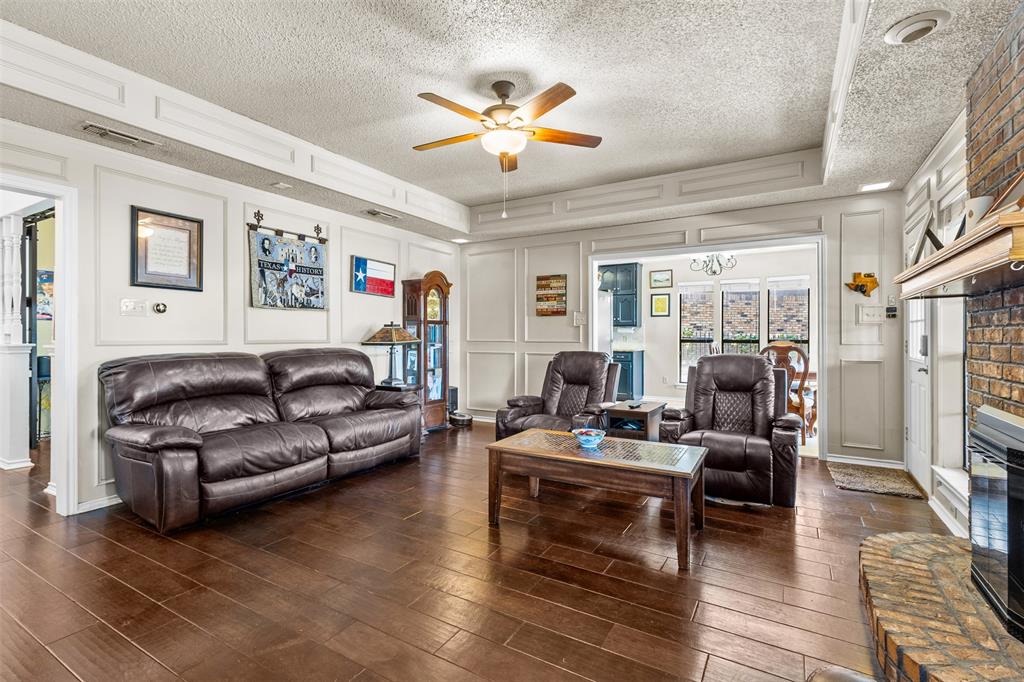 4219 Pleasant Oaks Court