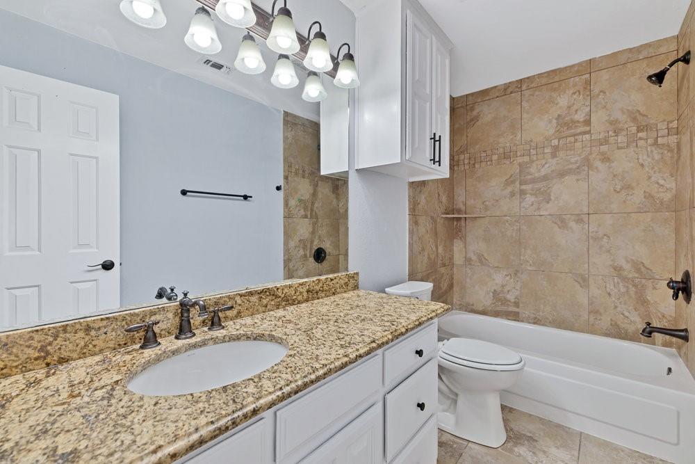 Murphy J R Add - Residential Lease