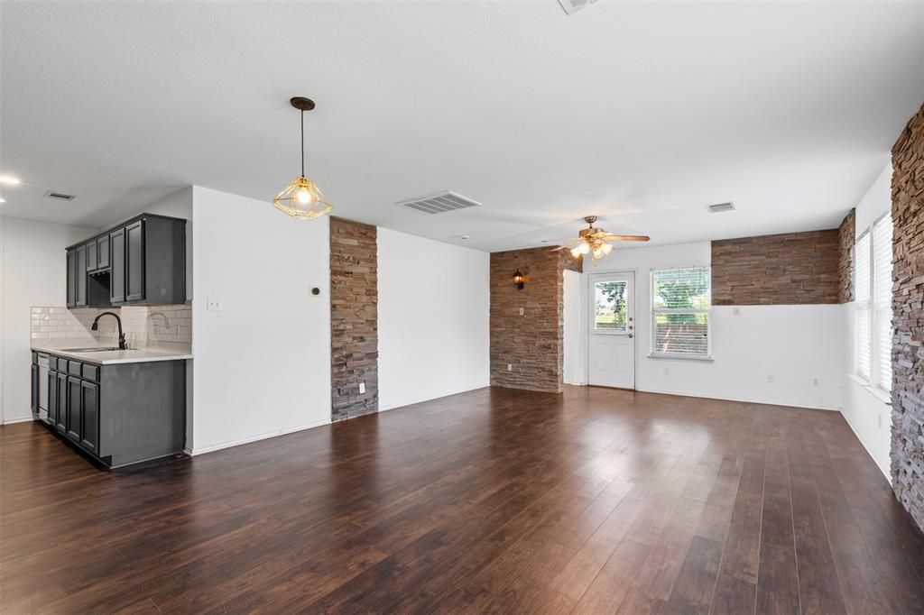 3516 Chilmark Court
