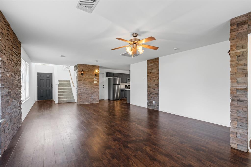 3516 Chilmark Court