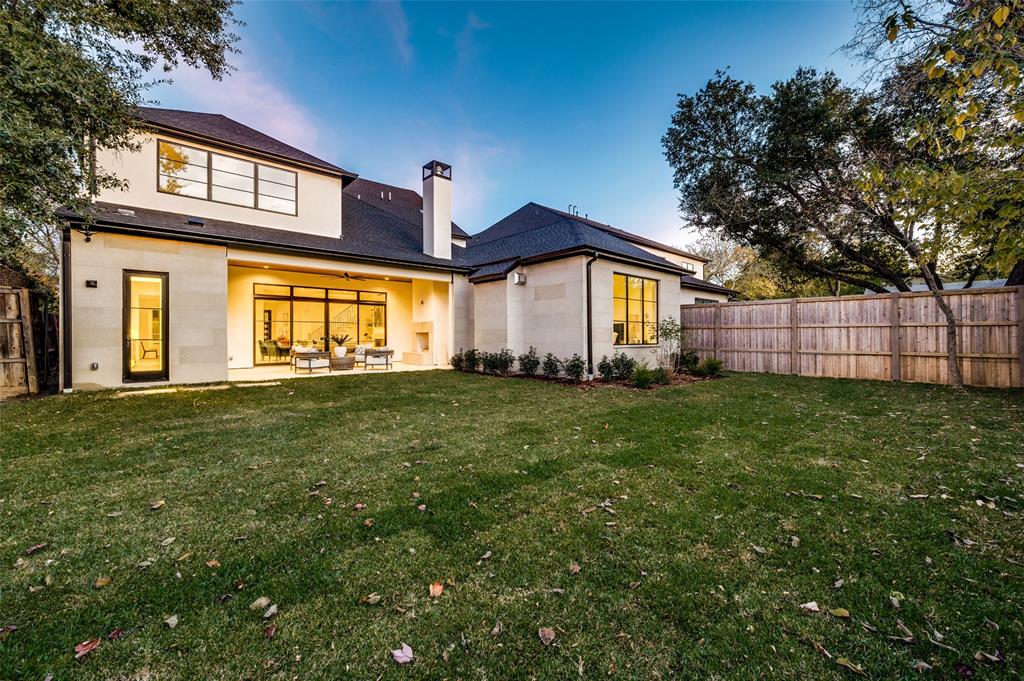 Cresthaven Place Add - Residential