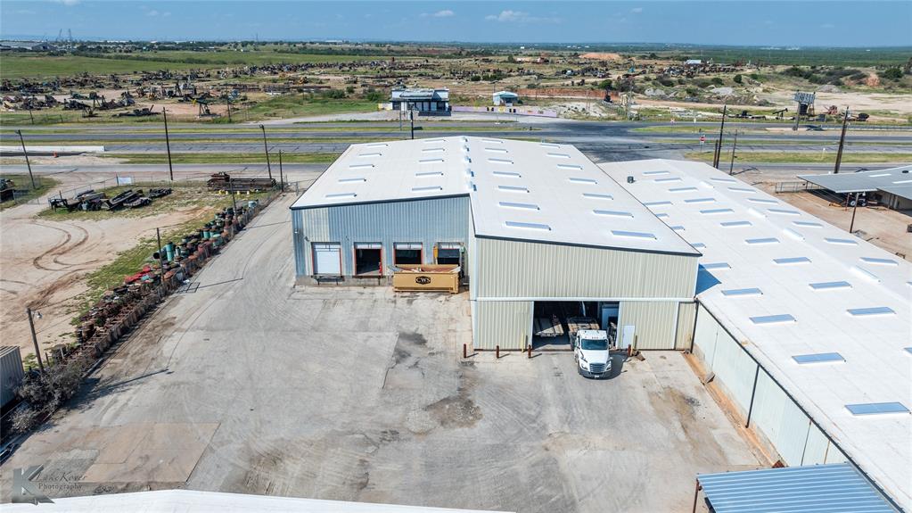 North Indust District - Commercial Sale