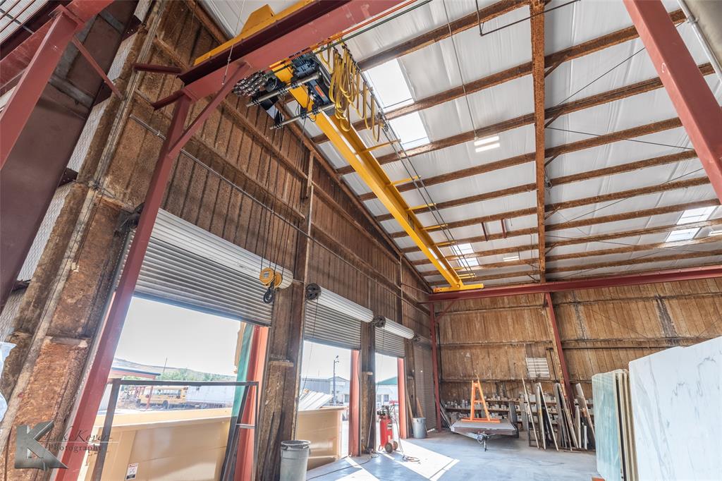 North Indust District - Commercial Sale