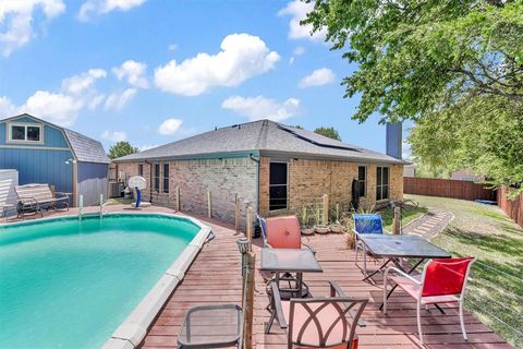 A home in Waxahachie