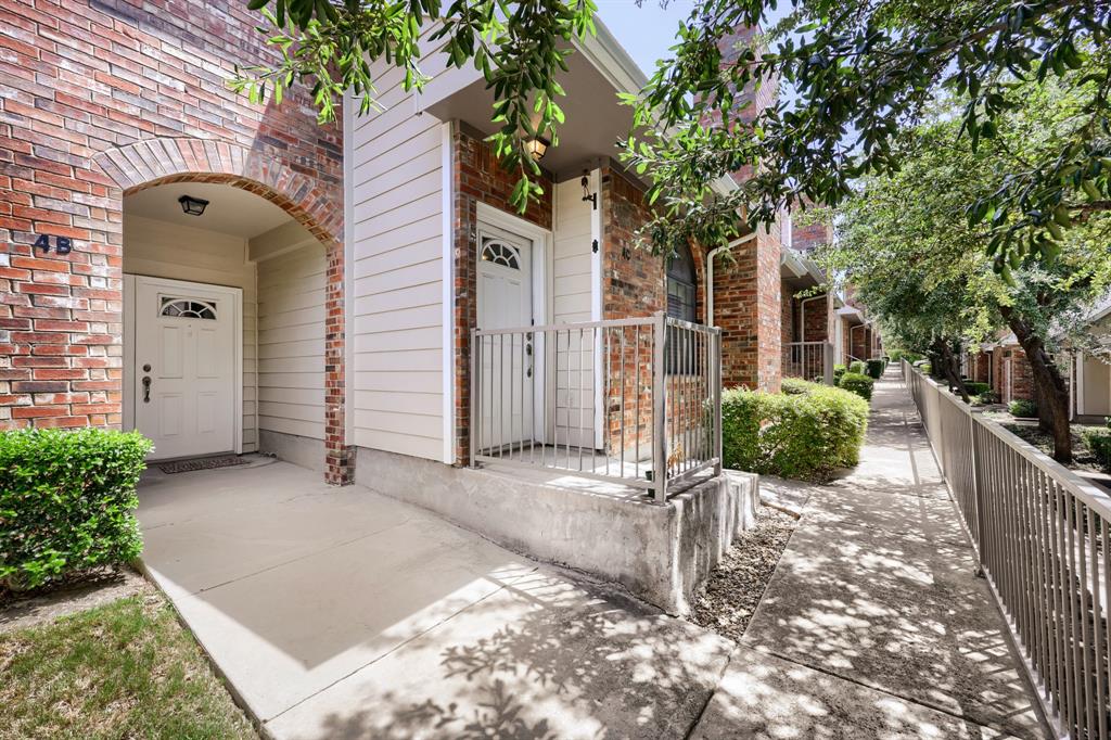 2800 Keller Springs Road 4C