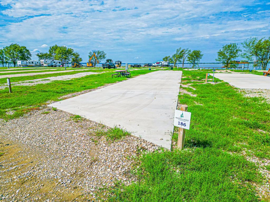 Peninsula Point - Land