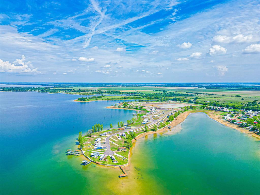 Peninsula Point - Land