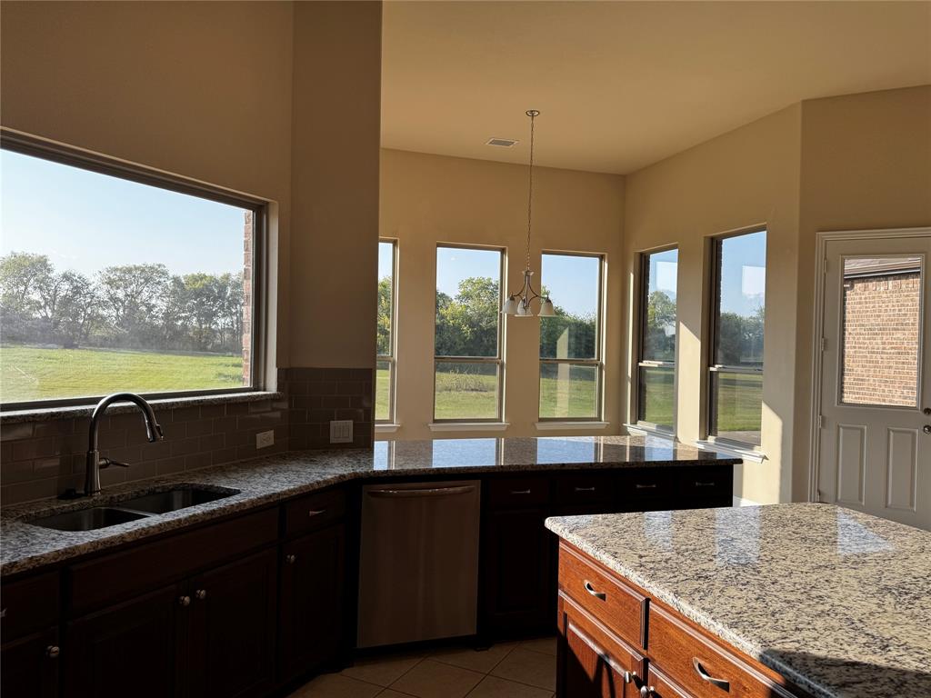 Wellington Manor - Residential Lease